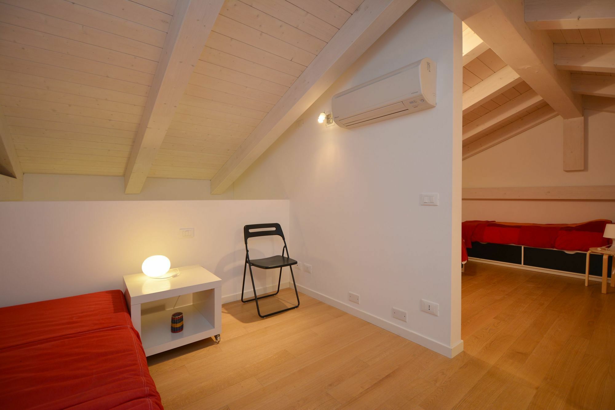Guggenheim Museum, Cool, 6Pax,Wifi, Aircnd Apartment