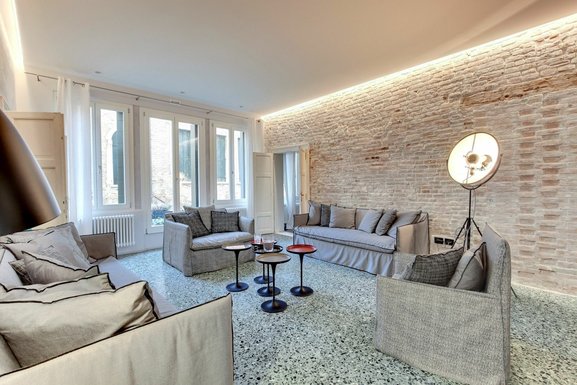 Apartment Stunning Modern In The Heart Of Venice