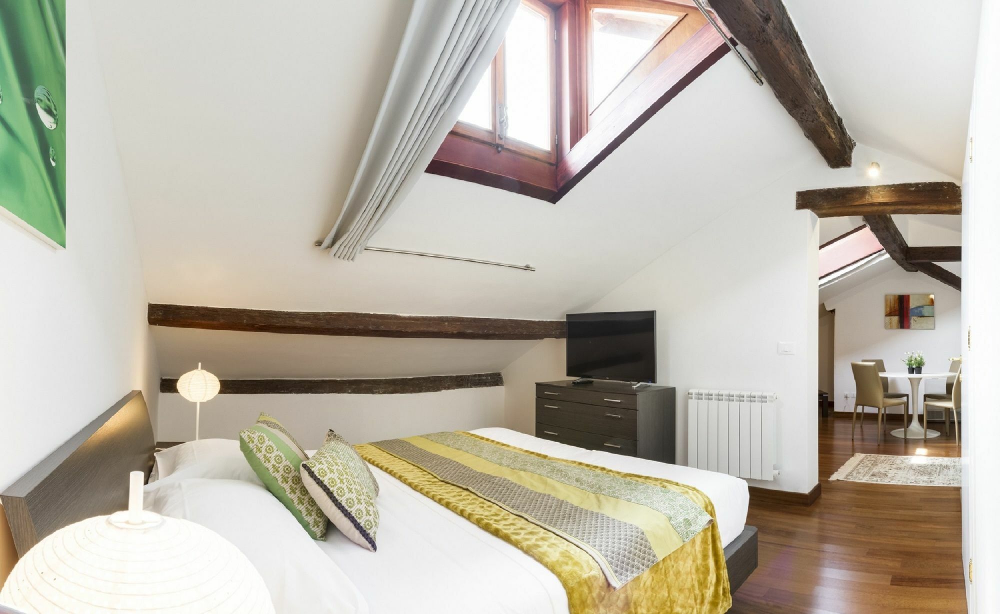 Santa Croce Apartment *