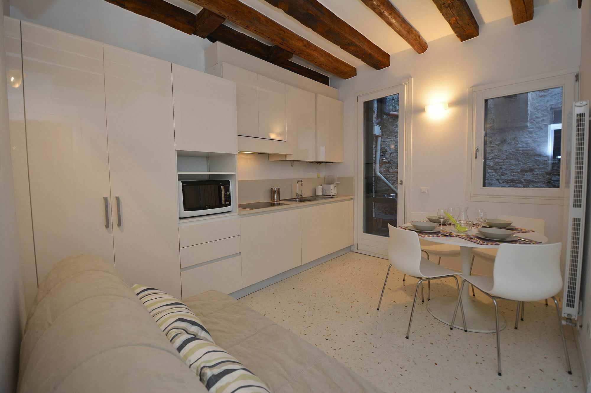 Guggenheim Museum, Cool, 4Pax Apartment *