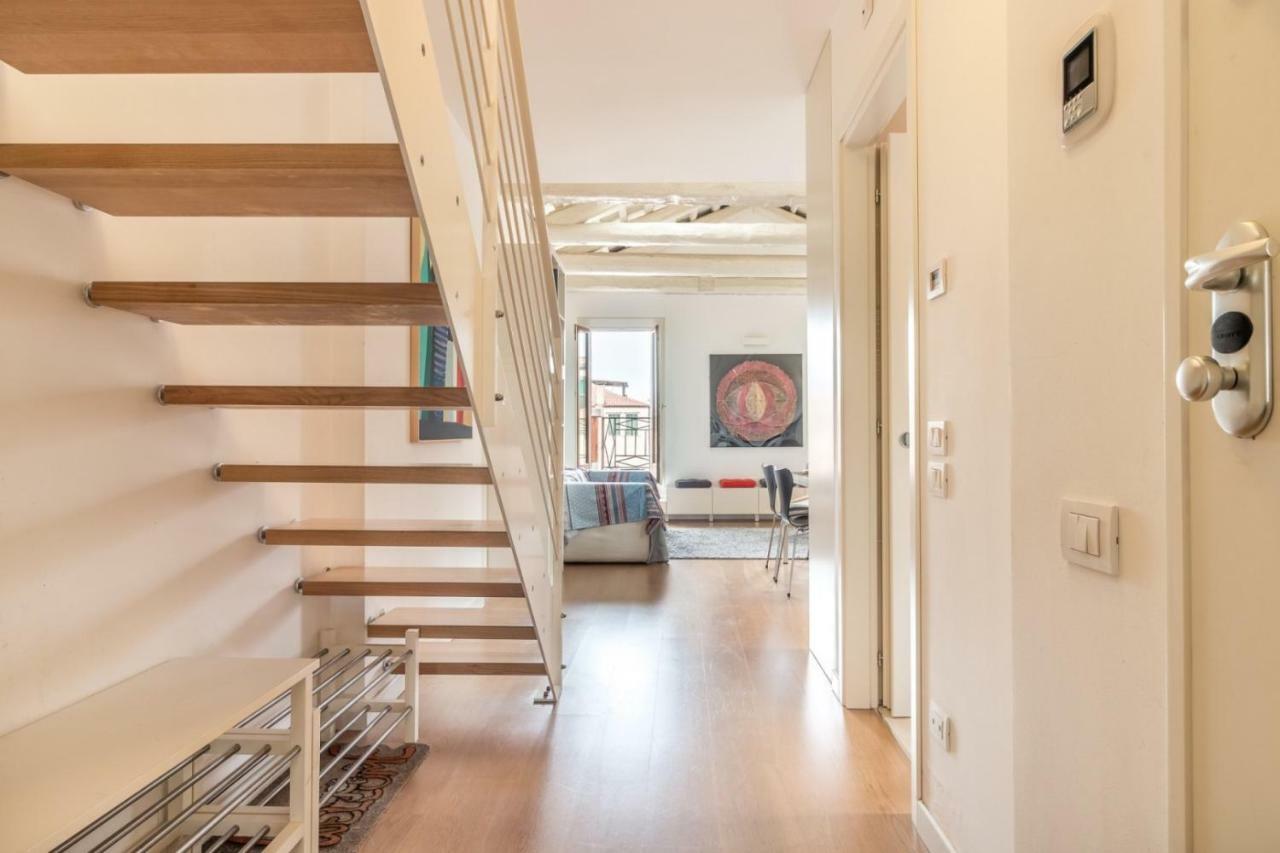 Apartment Carmini Canal View And Balcony With Lift *