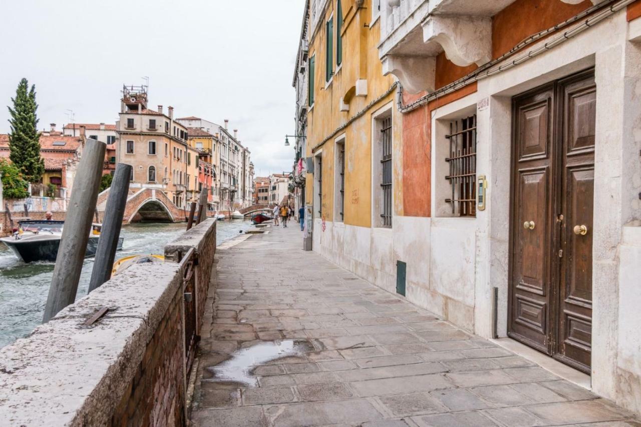 Apartment Carmini Canal View & Lift By Lionhost