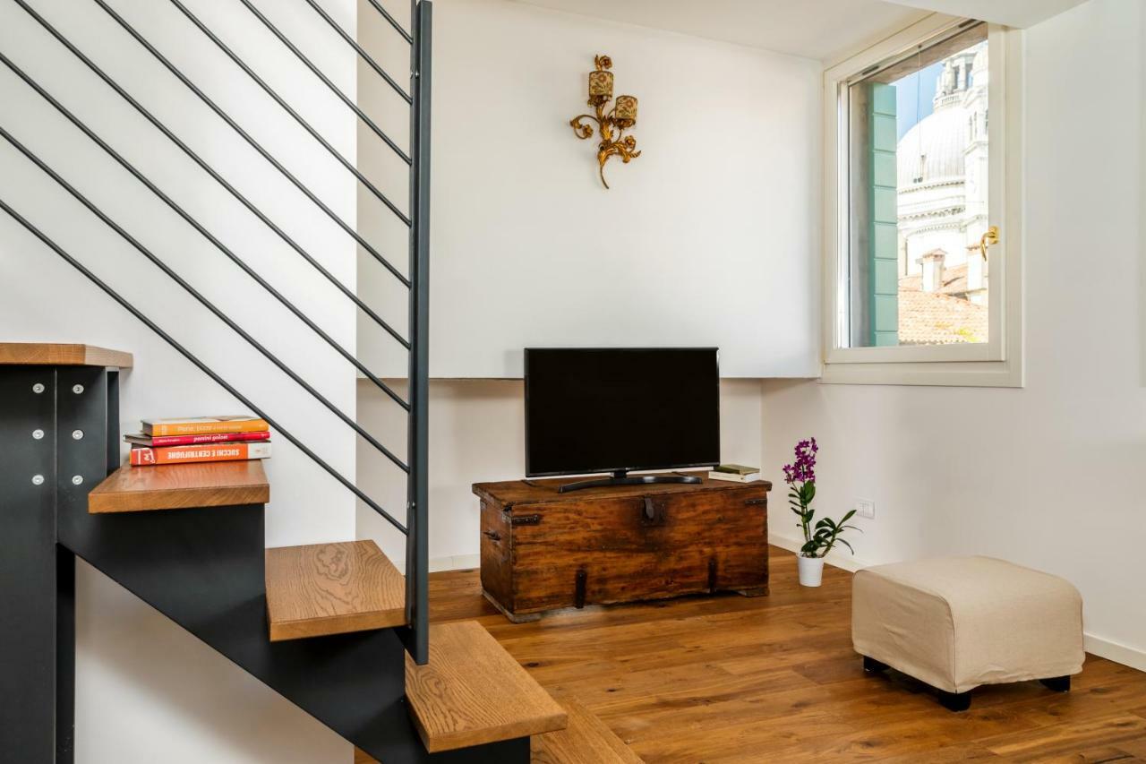 Punta Della Dogana Luxury Suites By Bricola *
