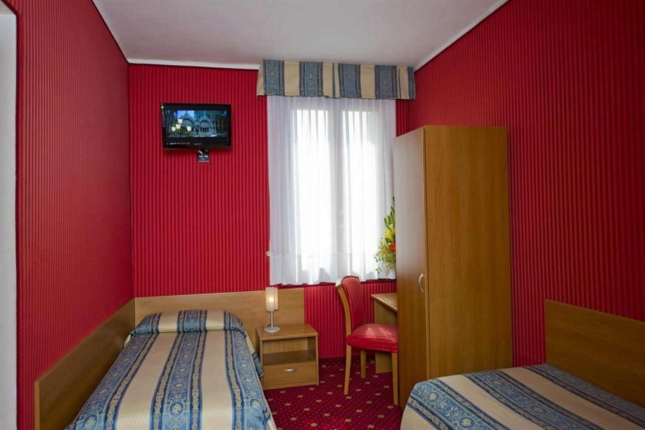 Nazionale Hotel 3*