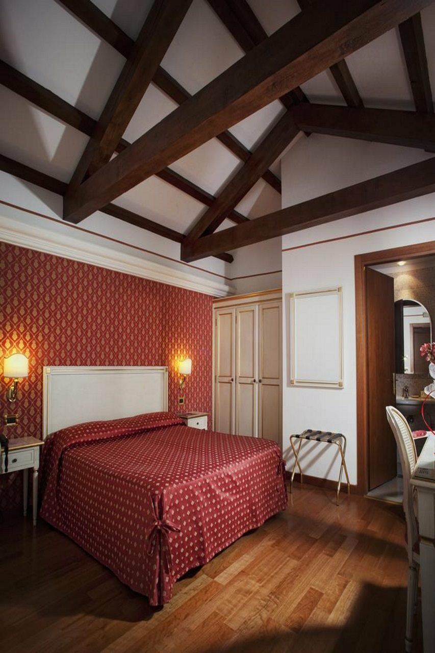 Ca' D'oro - Wenice Deep Culture Hotel 3*