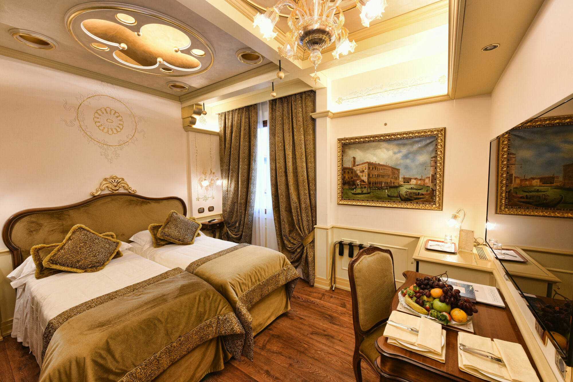Monaco & Grand Canal 4*