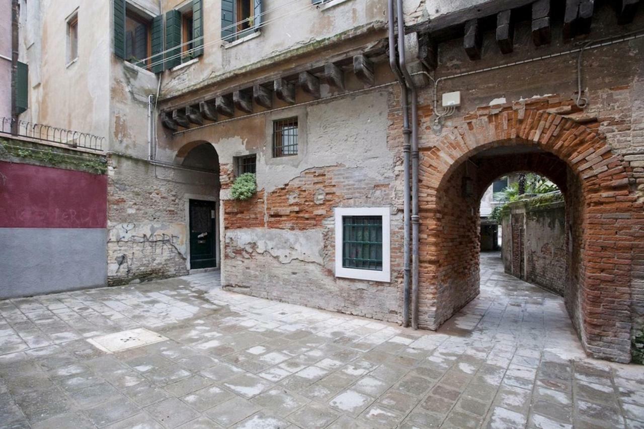 Locappart Silvestro Apartment Venice