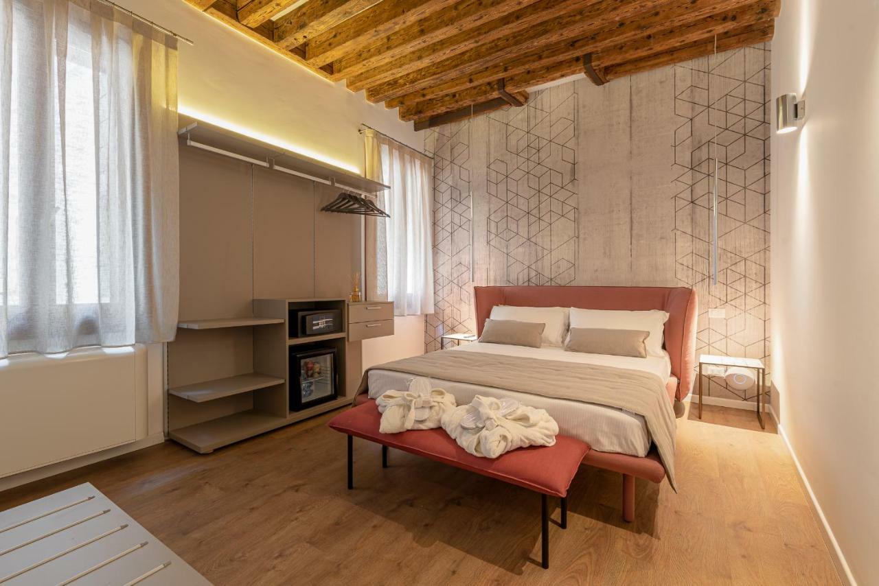 La Finestra Sulle Beccarie Guest house 2*