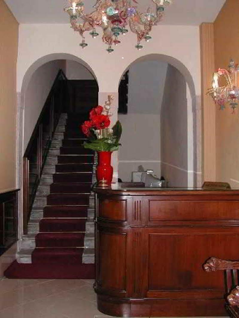 Hesperia Hotel 3*
