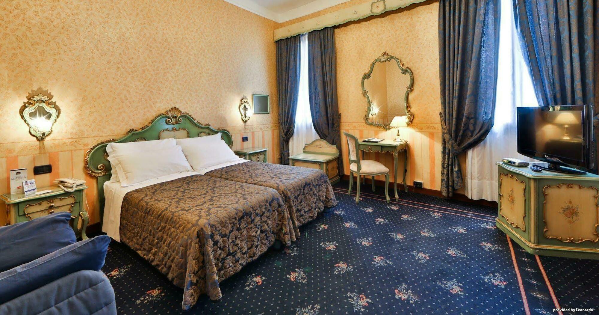 Hotel Montecarlo 3*