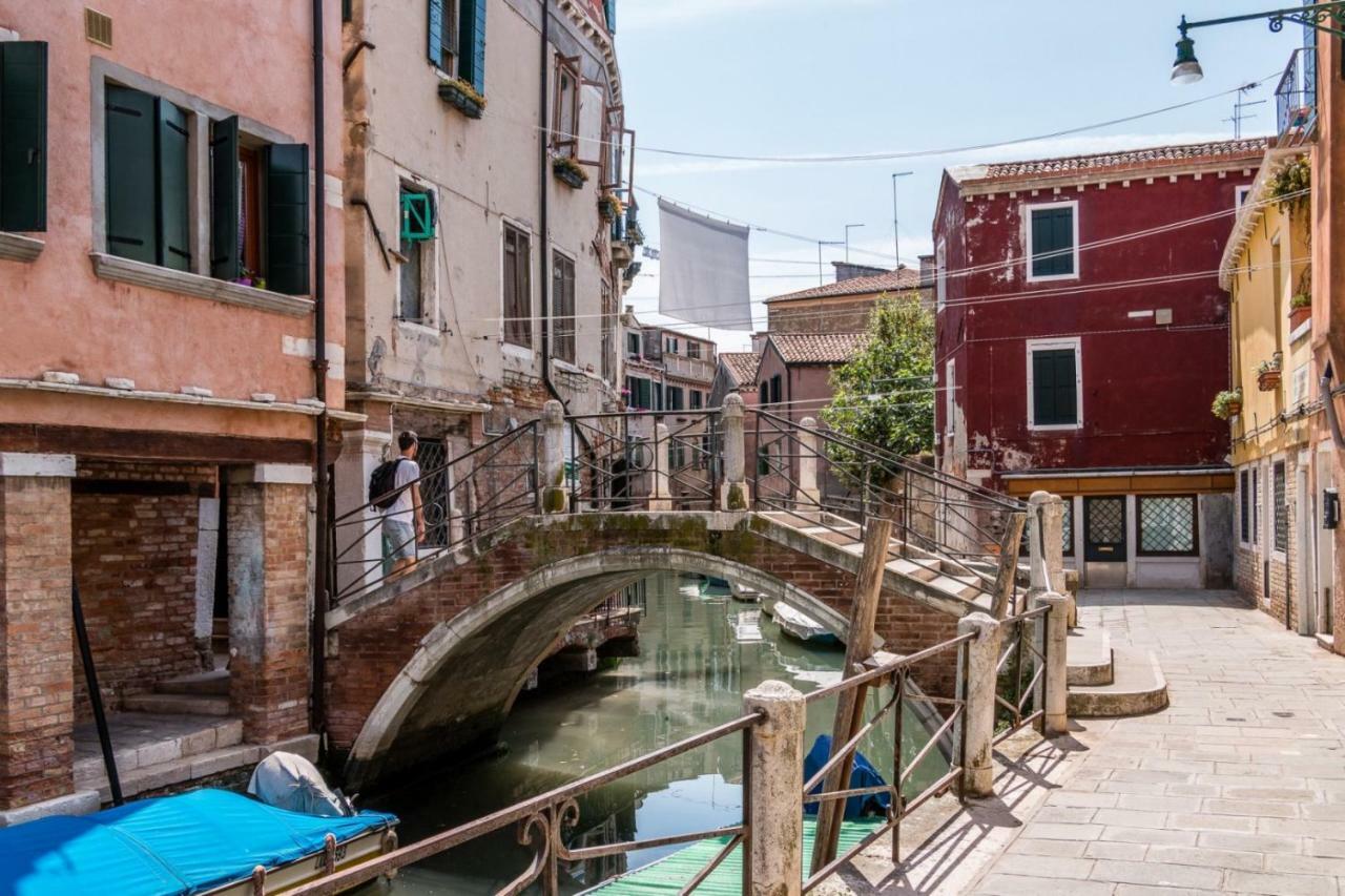 The Venetian Canal View Apartment Venice