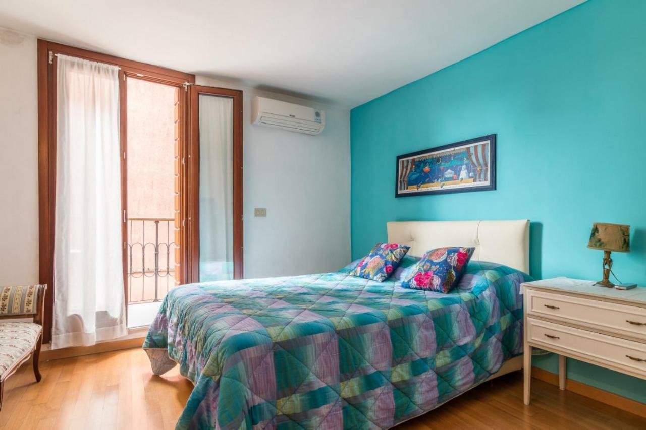 The Venetian Canal View Apartment