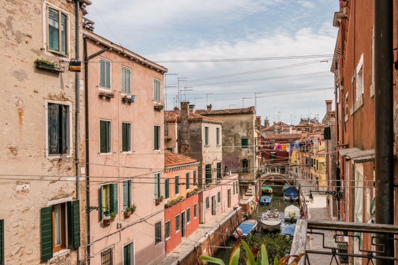 The Venetian Canal View Apartment