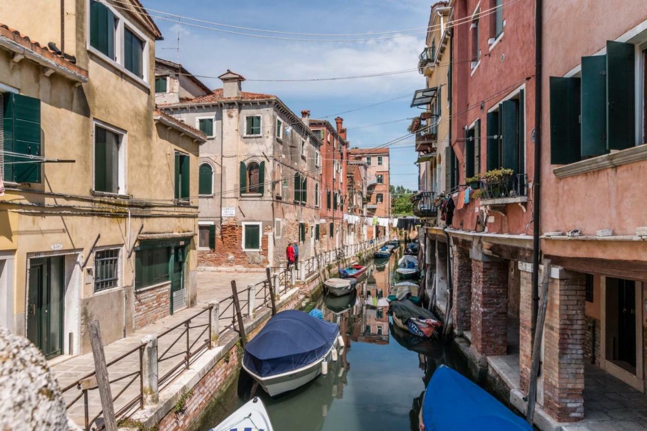 The Venetian Canal View Apartment Venice
