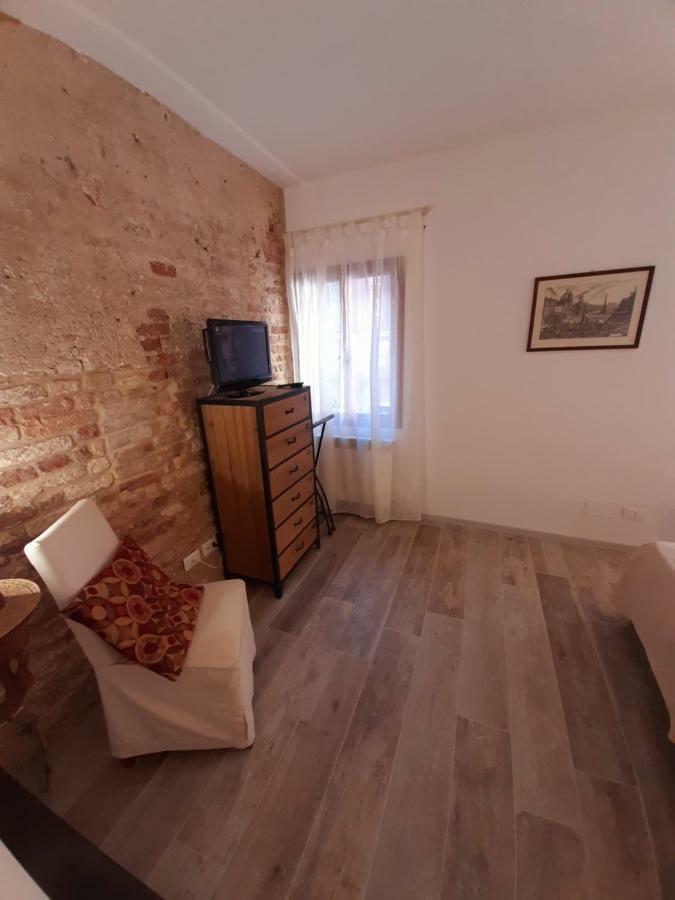 Isepo Apartment