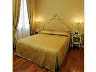 Casa Pisani Canal 3*