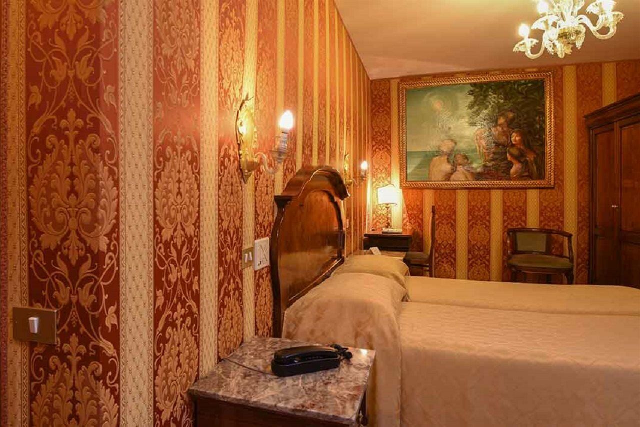 Marconi Hotel