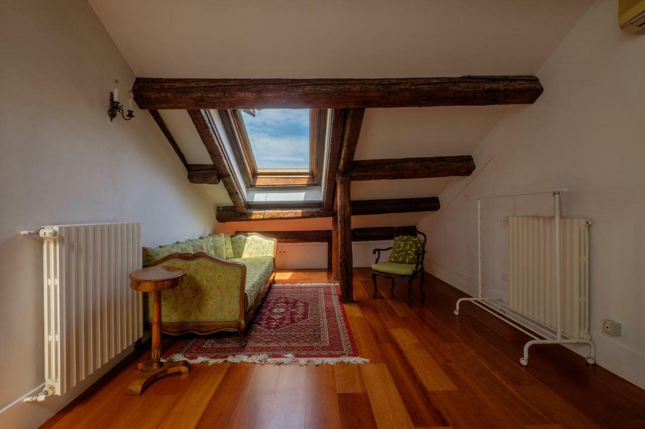 Ca' Affresco Apartment *