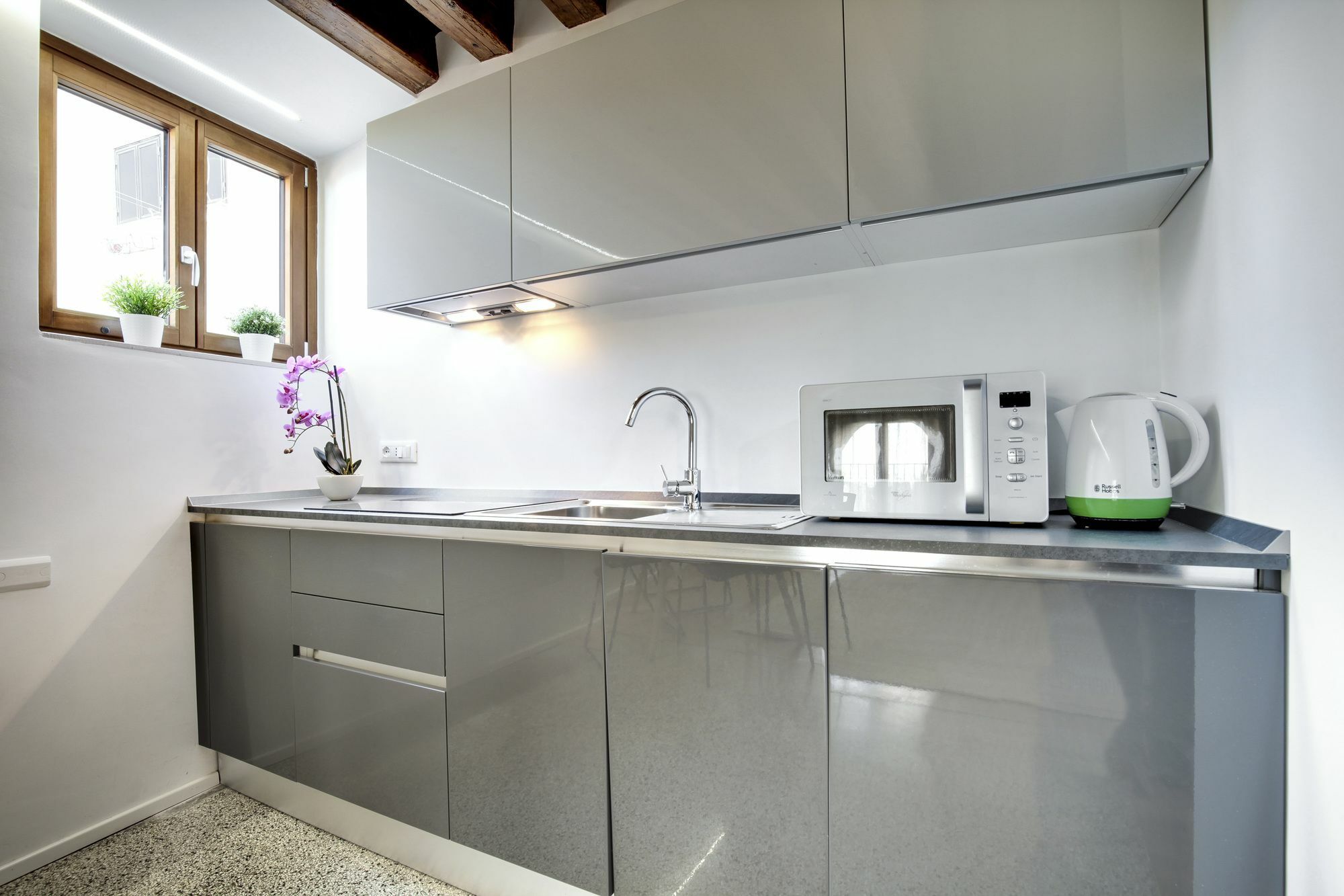 Ormesini Apartment