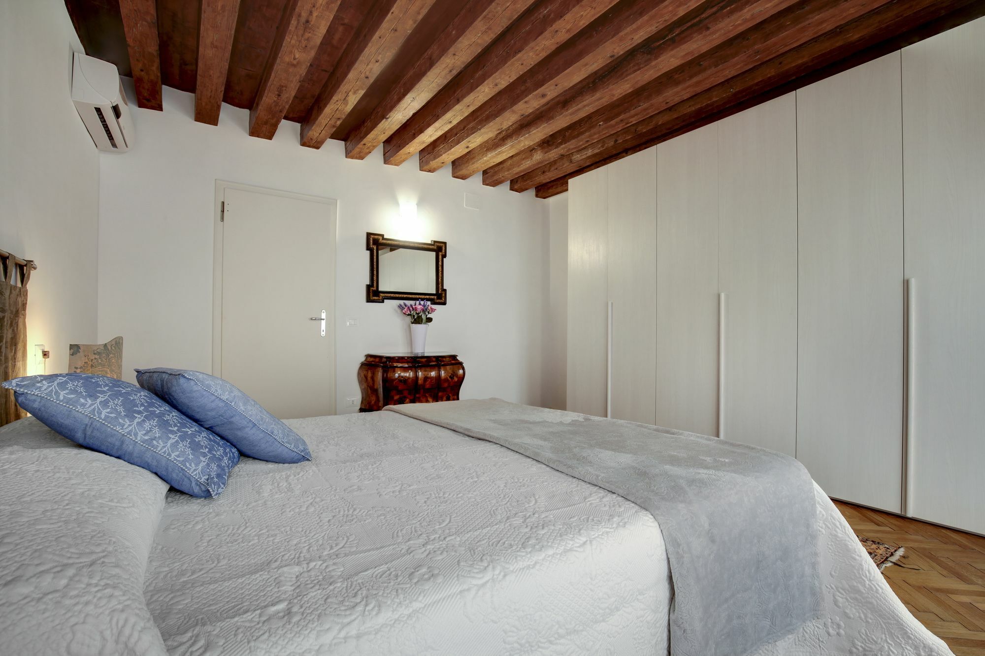Ormesini Venice