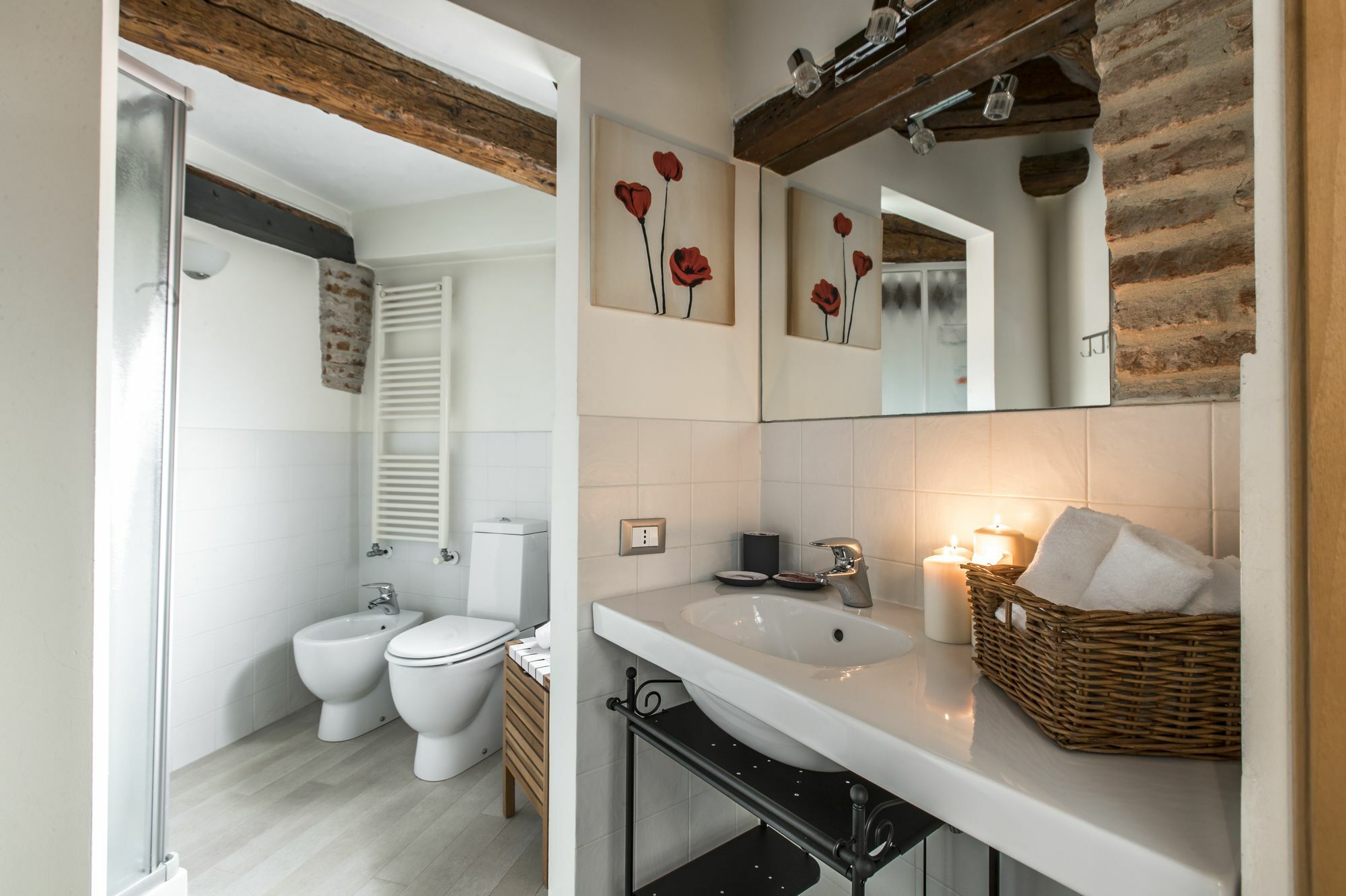 Apartment Design District R&r *