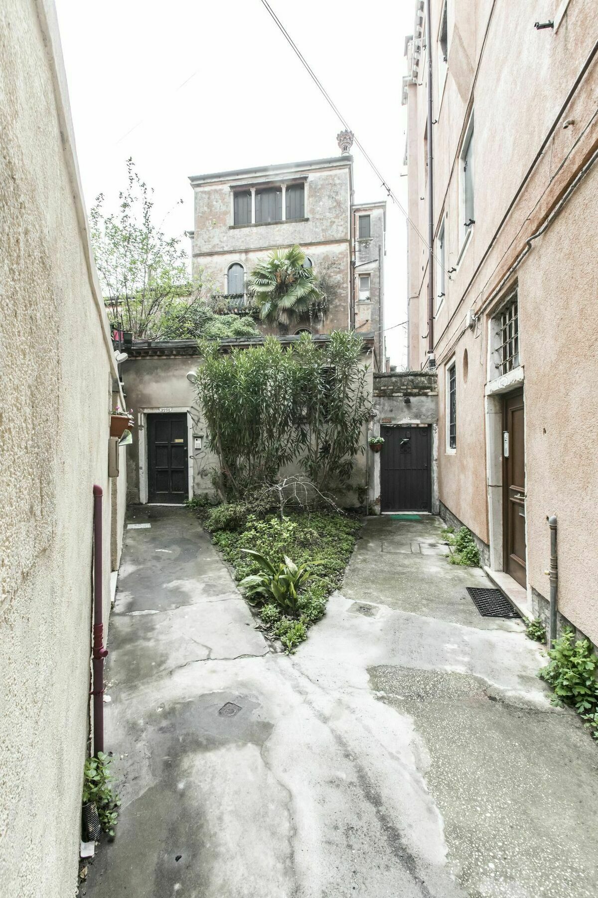 Design District R&r Apartment Venice