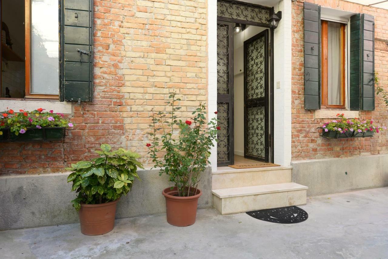 Secret Garden Apartment Venice