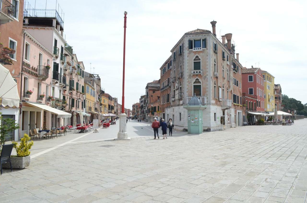 Apartment Casa Delfina, Contemporary Chic Venice