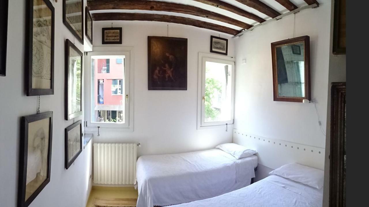 Artist House Apartment *