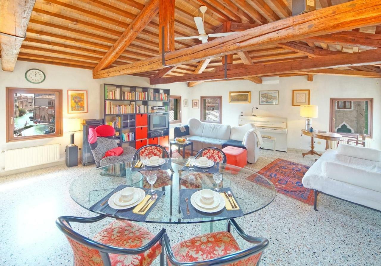 Dolcevita N 245 * Venice