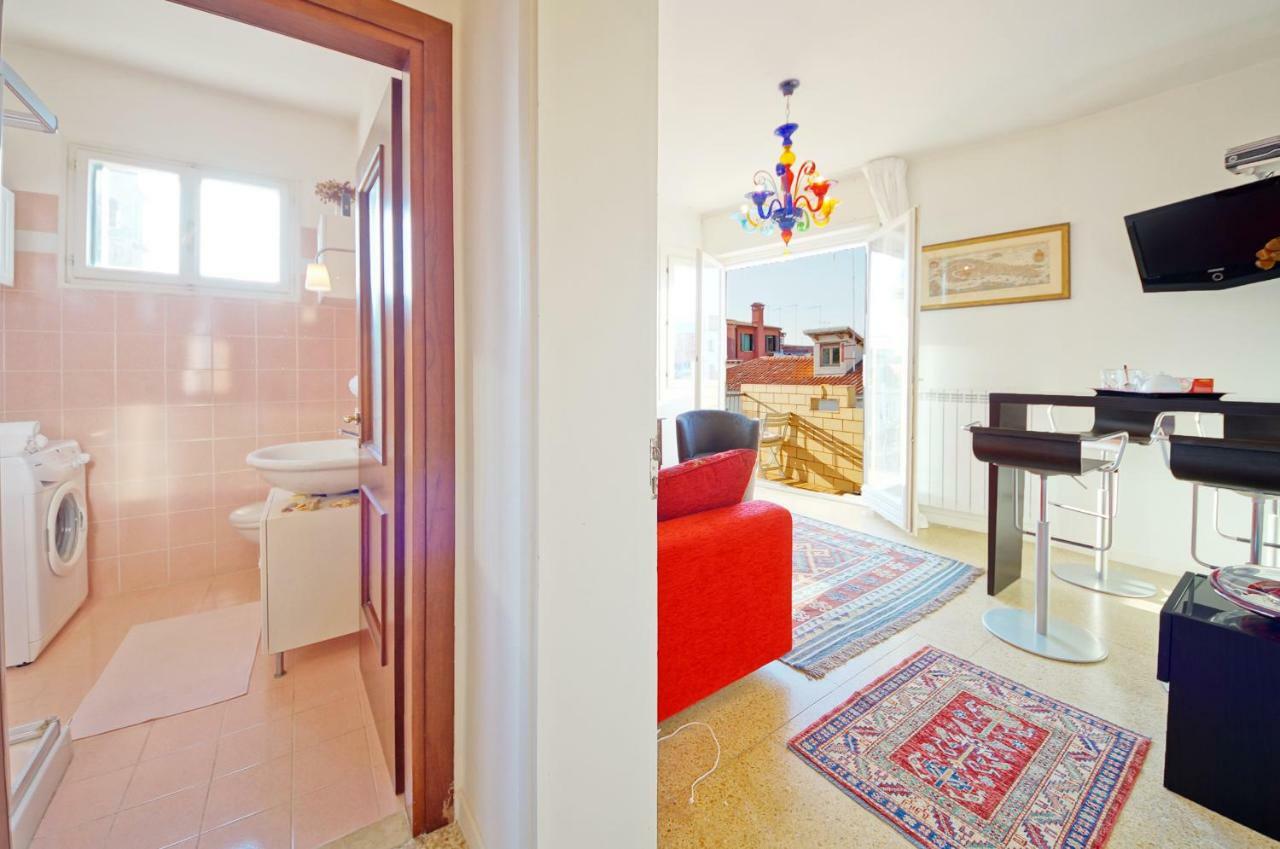 N 358 Apartment *