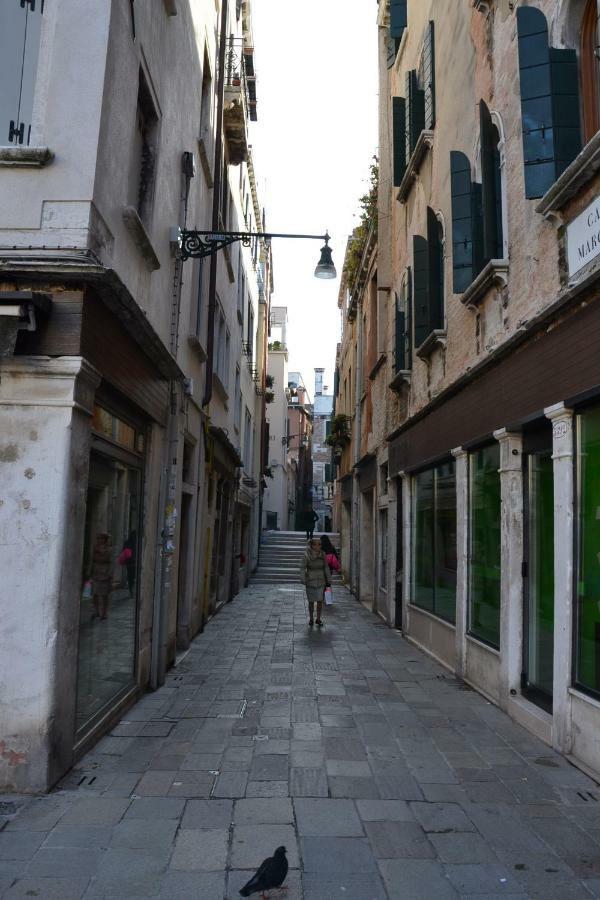 Castello 5888 B, Santa Marina, Calle Marcello, Canale Veneza