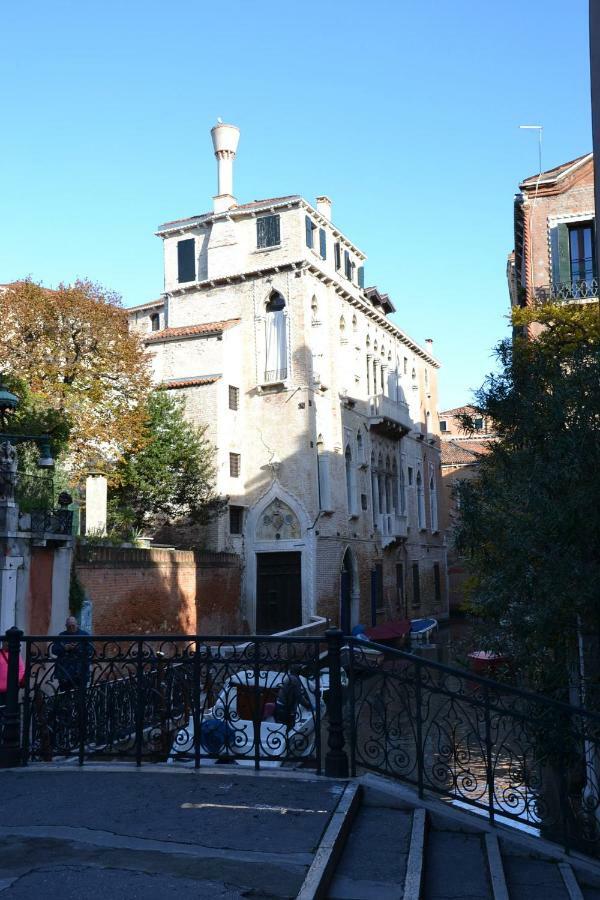 Castello 5888 B, Santa Marina, Calle Marcello, Canale * Veneza