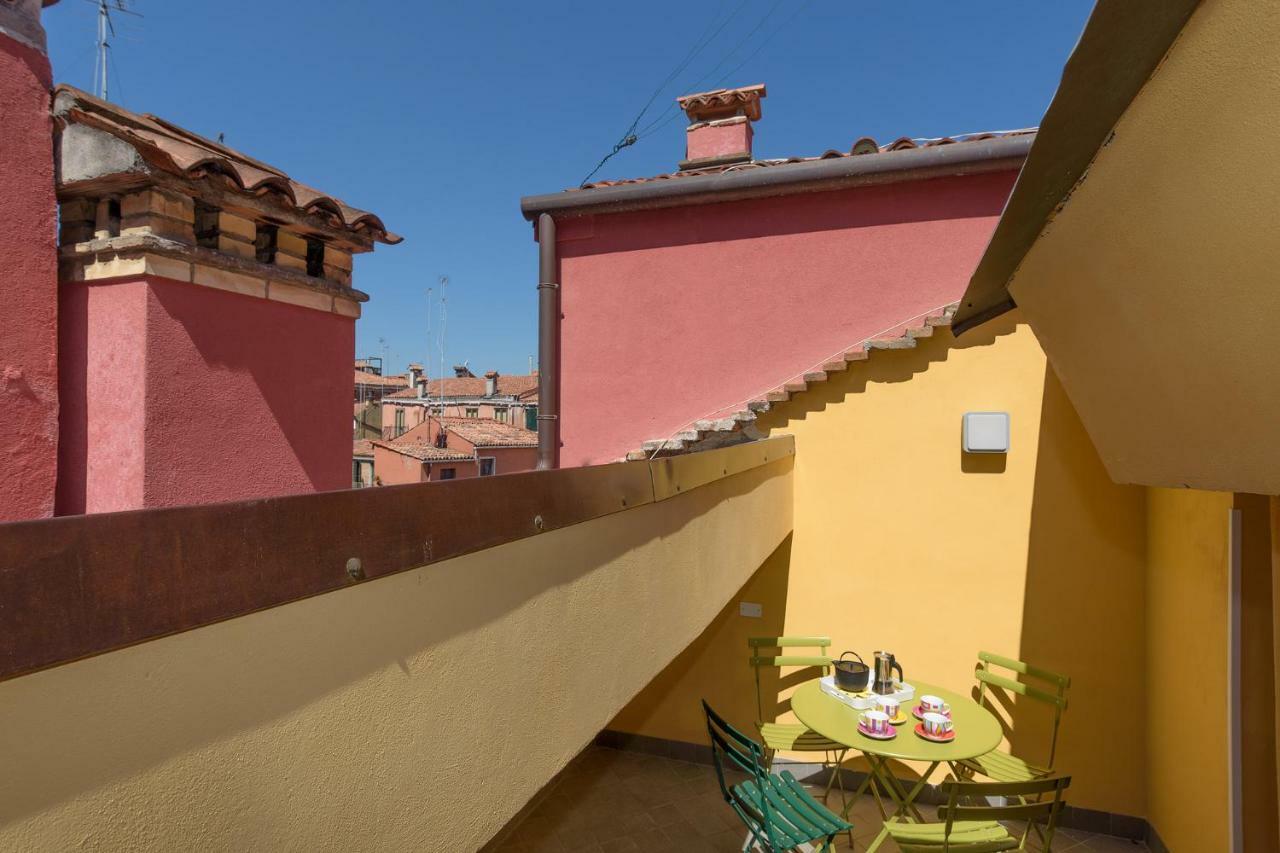 Rialto Secret Terrace Apartment *