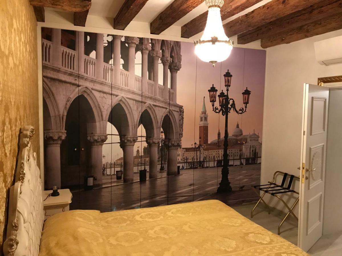 La Residenza Di Carlo Close To Piazza San Marco Apartment