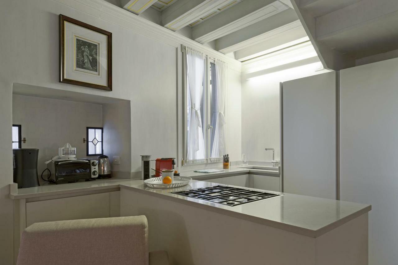 Luxury And Romantic Secret Escape In Venice!