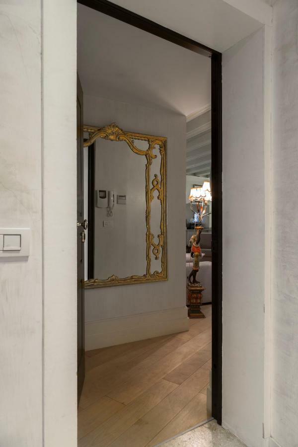 Apartment Luxury And Romantic Secret Escape In Venice!