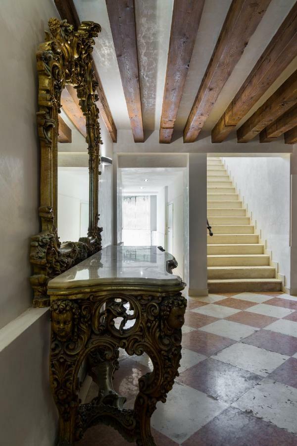 Luxury And Romantic Secret Escape In Venice! Apartment