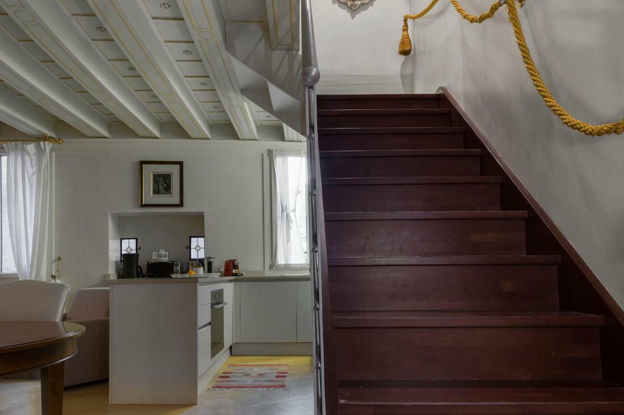 Luxury And Romantic Secret Escape In Venice! Venice