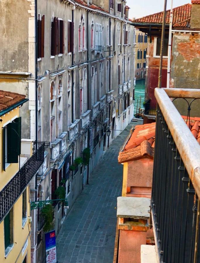 Key Location Near Palazzo Grassi * Venice