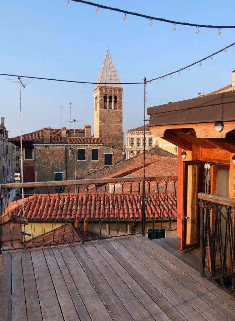 Key Location Near Palazzo Grassi * Venice