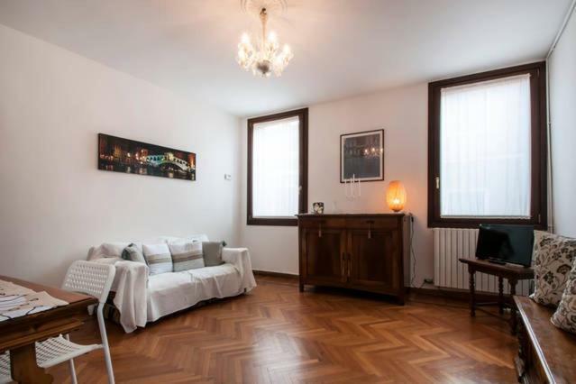 Key Location Near Palazzo Grassi Holiday home *