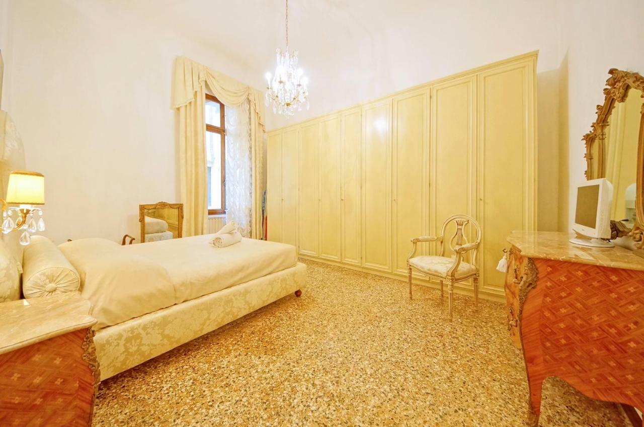 Dolcevita N 287 Venice