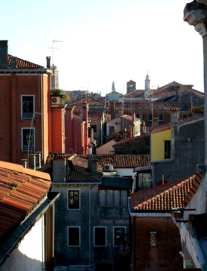 Finestra Su