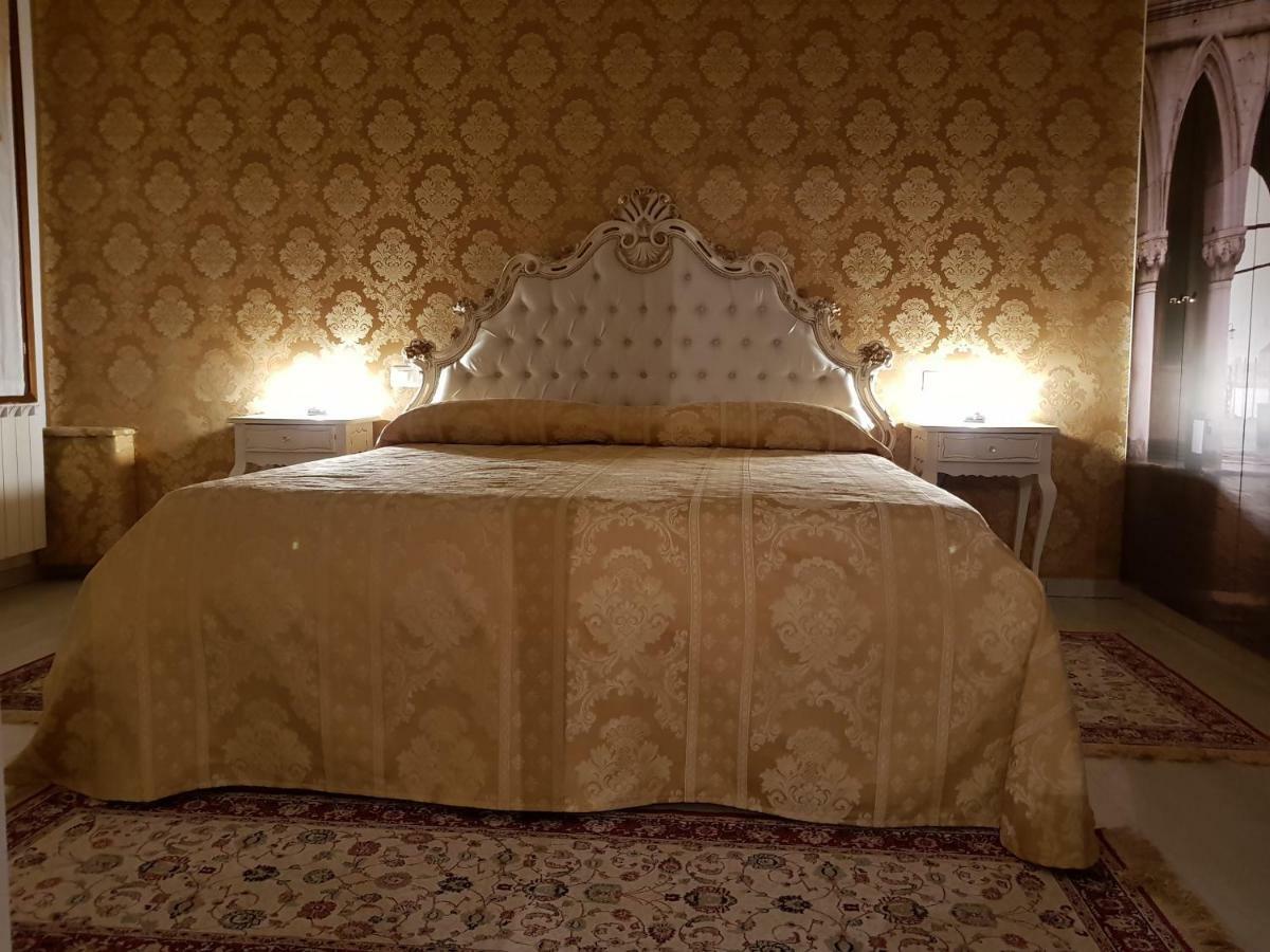 Apartment La Residenza Di Carlo Close To Piazza San Marco *