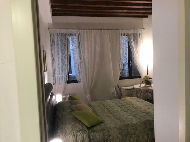 Guest house Carina House *