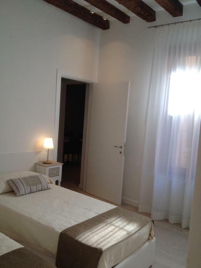 San Marco White Apartment Venice