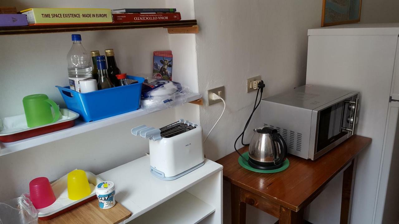 Archie's House Albergue