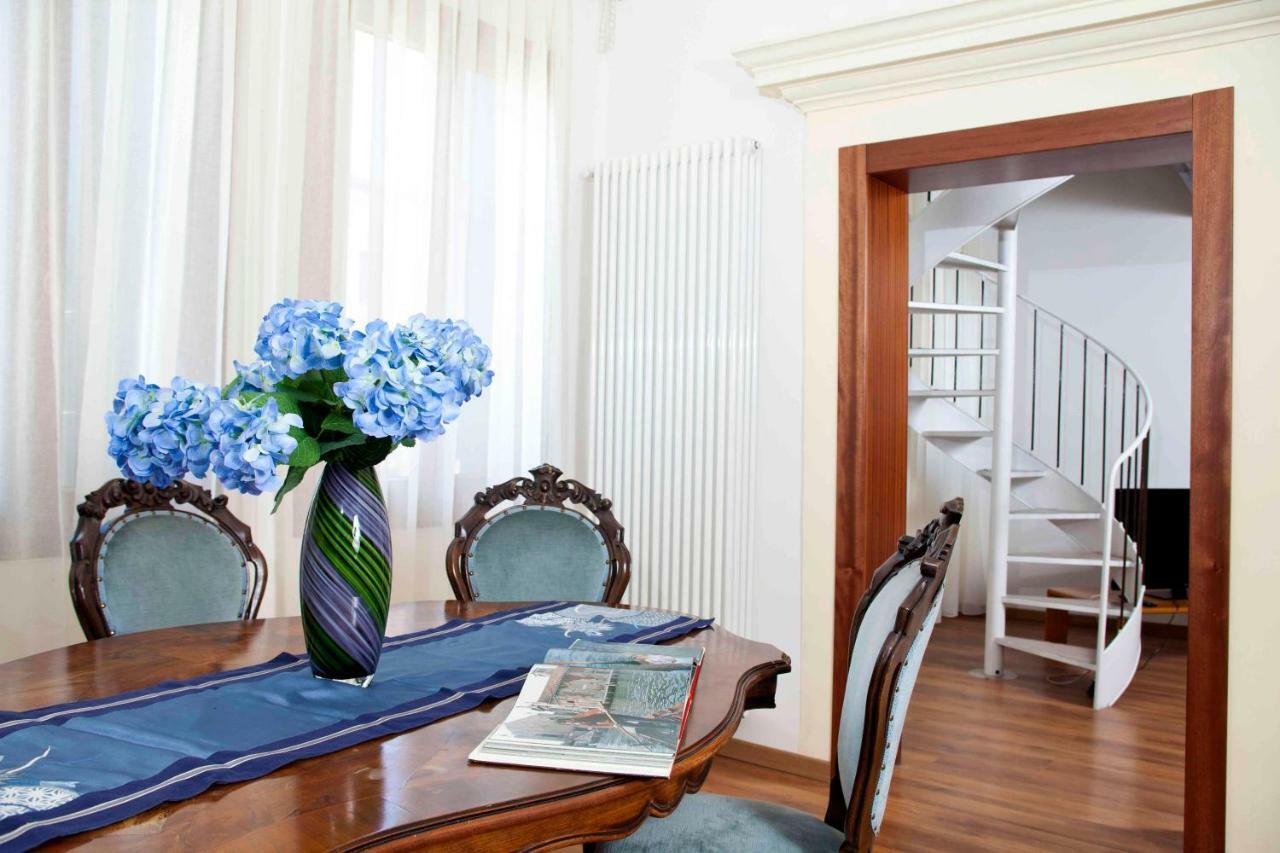 Apartment Di.gianfranco Piano Nobile *