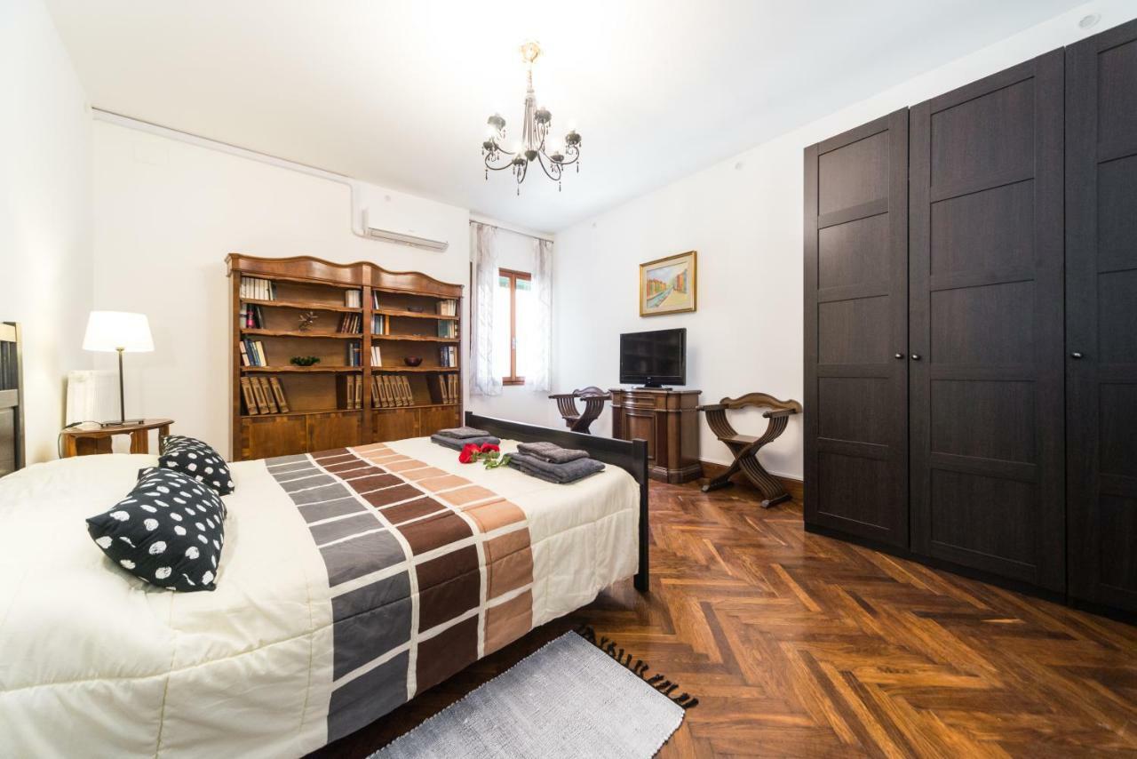 Camargherite Apartment *